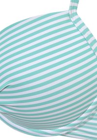 Prugasti bikini gornji dio s izmjeničnim akva i bijelim vodoravnim prugama, glatkog materijala, oblikovanim čašama i tankim podesivim trakama.
