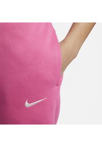 Nike Sportswear PHOENIX W NSW STYLE FLC HR PANT STD - Calças de fato de treino - pinksicle/sail