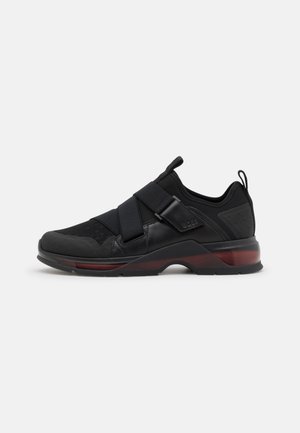 BOSS Baskets basses - black