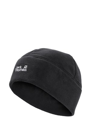 Zwarte fleece beanie met zichtbare stiksels en wit Jack Wolfskin-logo en pootafdruk aan de voorkant.
