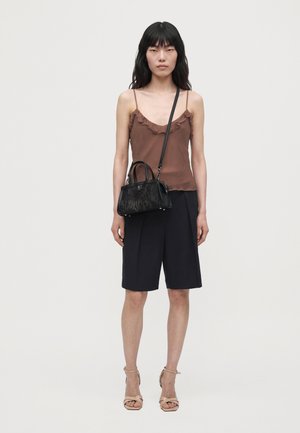 Steve Madden, BENGAGEL - Sac à main - black/silver-coloured