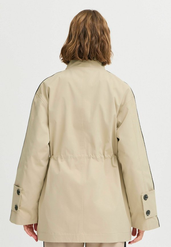 BYAMONA - Short coat - humus3