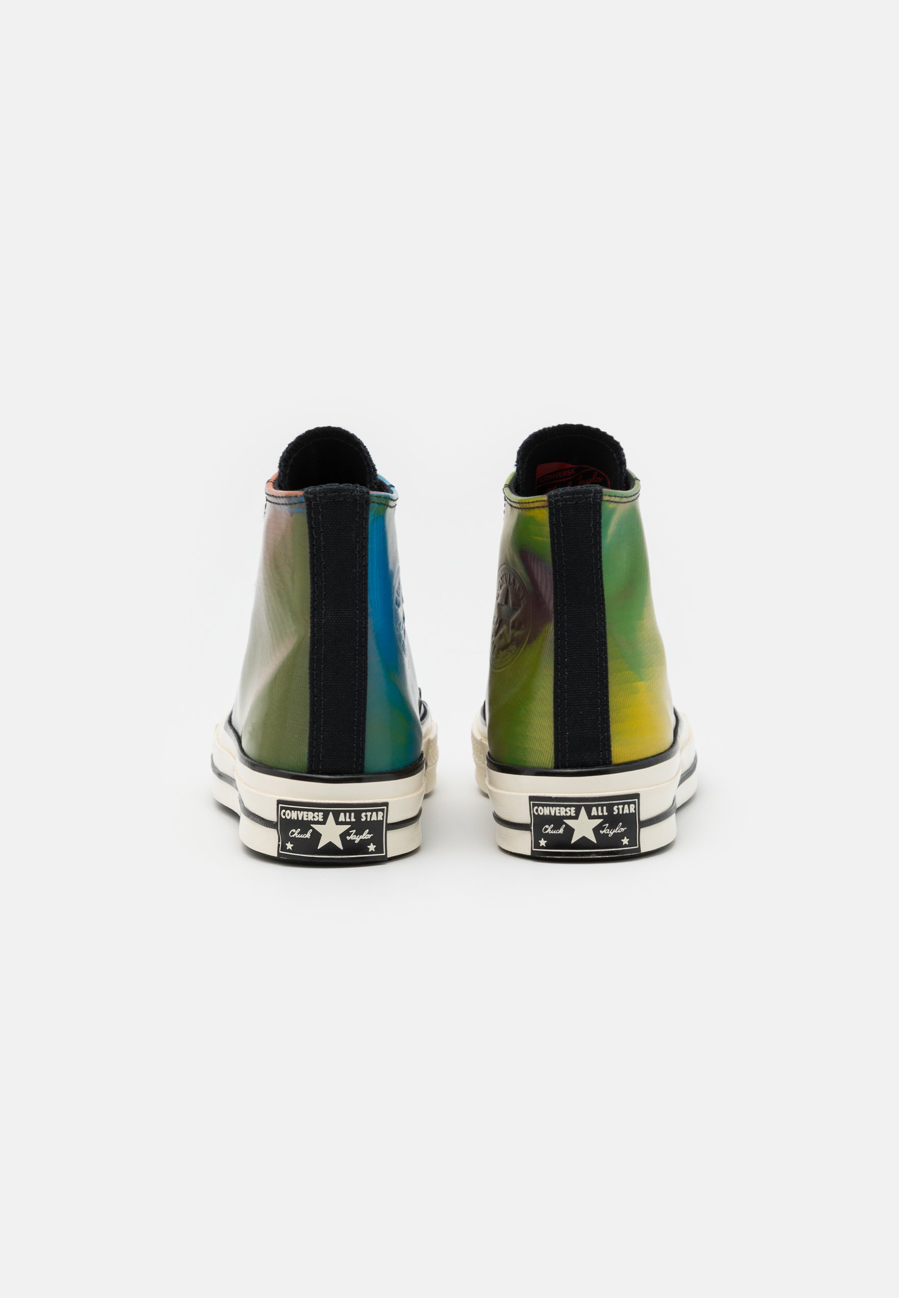 iridescent chuck