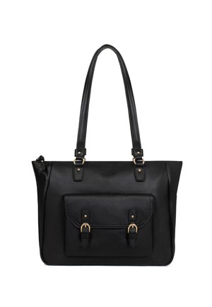 Zwarte leren tote bag met dubbele schouderriemen, een voorflappocket bevestigd met twee gespen met goudkleurige hardware.