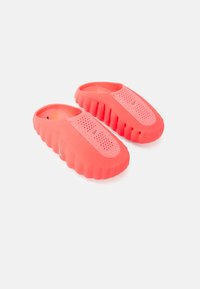 Δεν επιλέχθηκε, solar red/chrome/hyper crimson/black