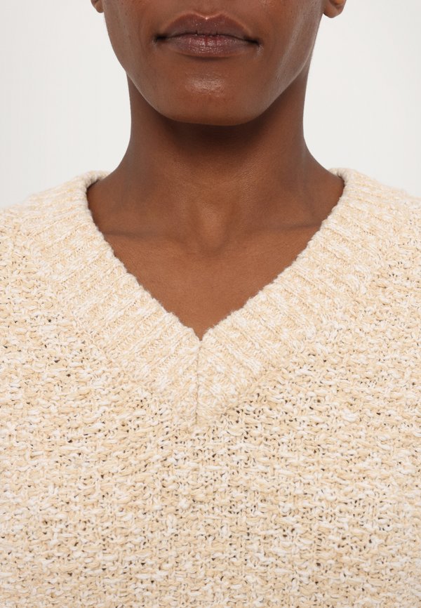 RESORT CROPPED V NECK - Jumper - sand mix4