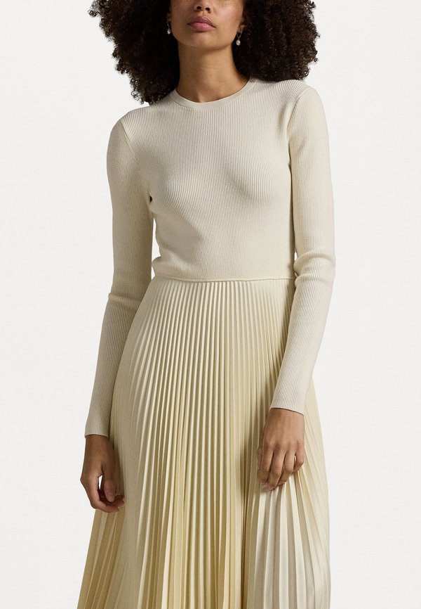 LONG SLEEVE DAY DRESS - Maxi dress - authentic cream