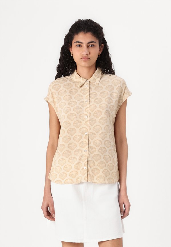 ONLNOVA LIFE CLAY SHIRT - Button-down blouse - biscotti