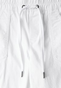 Thumbnail Image 5