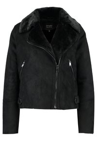 Czarna kurtka z materiału sztucznego z futrzanym kołnierzem, krótkiego kroju, z kieszeniami na zamek błyskawiczny w kolorze srebrnym oraz guzikami na mankietach.