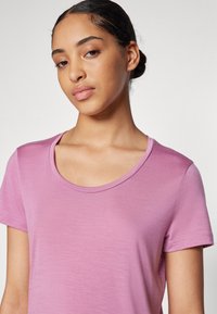 icebreaker WOMEN SPHERE SCOOP TEE - Basic póló - deco