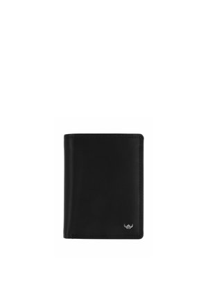 Portefeuille en cuir noir pliable avec couture minimale et petit logo argenté dans le coin inférieur droit sur fond blanc.