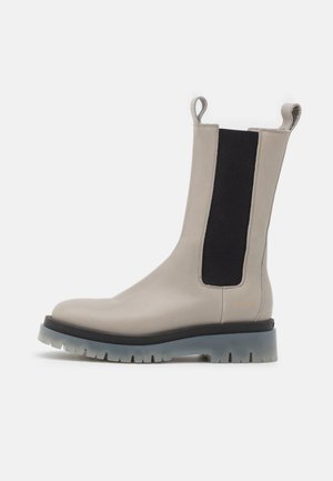 Stivali con plateau - beige