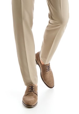 TAMBO - Lace-ups - beige