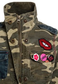 Vingino TILJANNE - Allvädersjacka - army