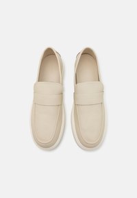 Calvin Klein Trainers - turtle dove