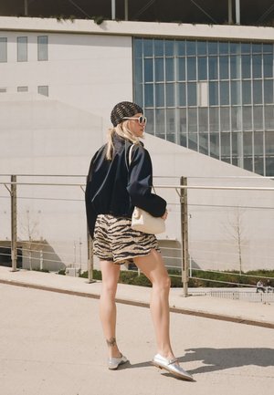 BALAGAN AURORE - Ballerinat nilkkaremmillä - silver