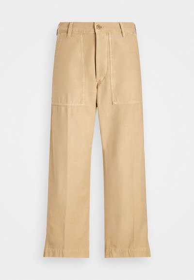 Polo Ralph Lauren COTTON REVERSE SATEEN CROPPED FLAT FRONT - Kelnės - khaki