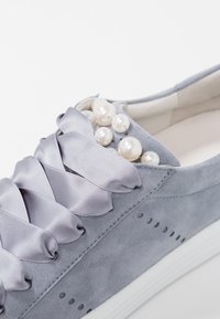 Kennel + Schmenger Trainers - light blue