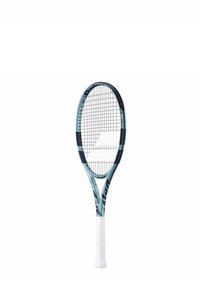 Tenniss racket met een lichtblauw en donkerblauw frame, ovale kop, zwart snarenpatroon en witte grip. Gestroomlijnd ontwerp met accenten.