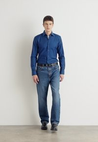 Thumbnail Image 2