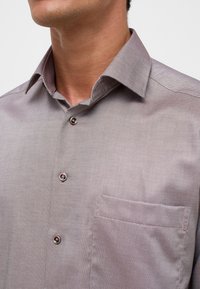 Eterna STRUKTURHEMD COMFORT FIT - Skjorter - braun