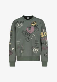 Unselected, dark green