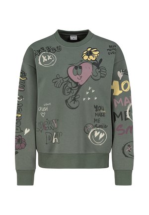 Grüner Sweatshirt mit grafischen Drucken, darunter ein Herz, eine Blume und Schriftzüge. Gerippte Bündchen und Saum, weiche Textur, lässige Passform.