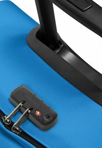 Eastpak TRANVERZ S x WHERE'S WALLY - Trolley - vibrant blue