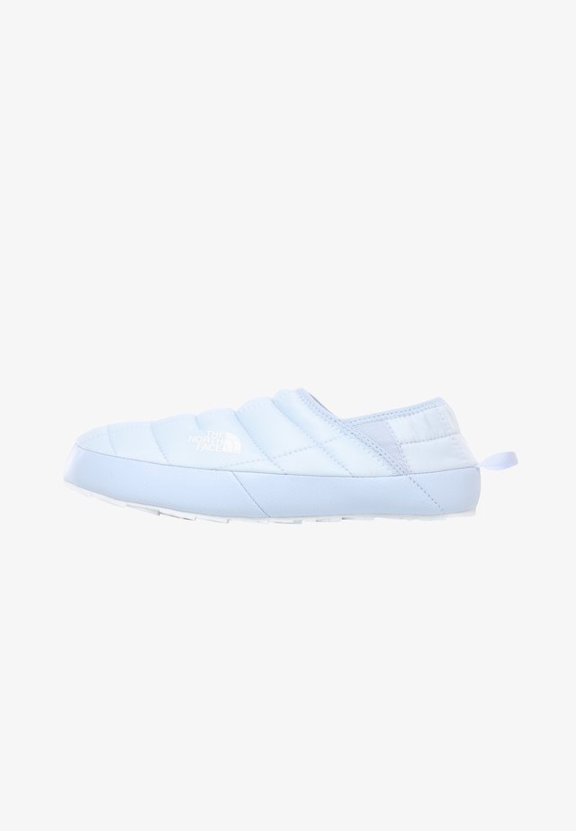 W THERMOBALL TRACTION MULE V - Winter boots - mist blue/tnf white