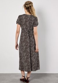 Apricot Vestido informal - brown