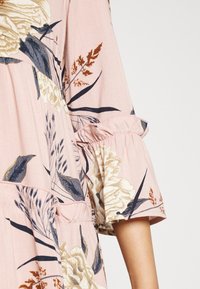 Vero Moda Petite VMEASY SHORT DRESS - Vestido de dia - misty rose