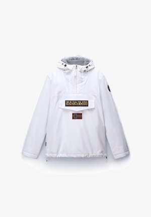 Weißer Pullover-Jacke mit Kapuze, ausgestattet mit einer Kängurutasche, schwarzem und goldfarbenem Logo sowie einem Aufnäher der norwegischen Flagge. Glattes, strukturiertes Material.