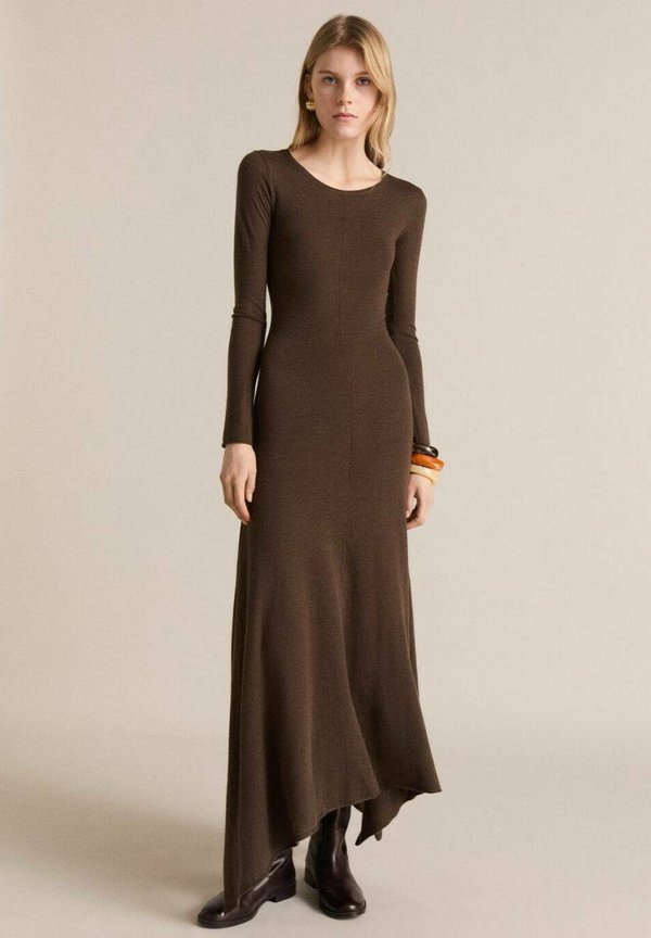 Strickkleid - karamel