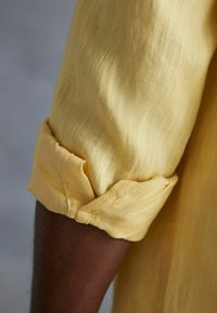 Next SIGNATURE LONG SLEEVE COLLAR - Pluus - yellow