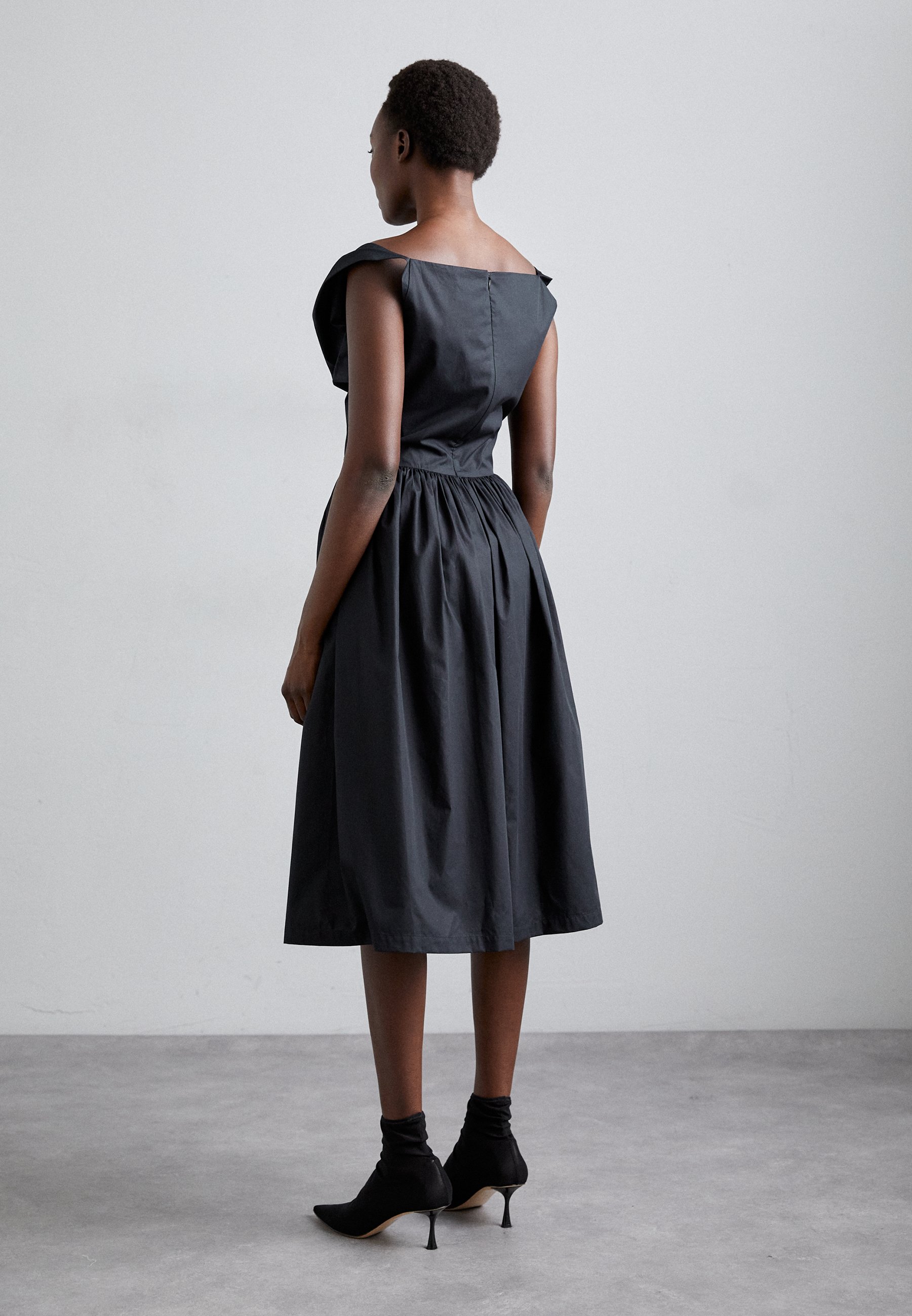 ワンピース Vivienne Westwood Sunday dress Sunday Dress in BLACK | Vivienne Westwood®
