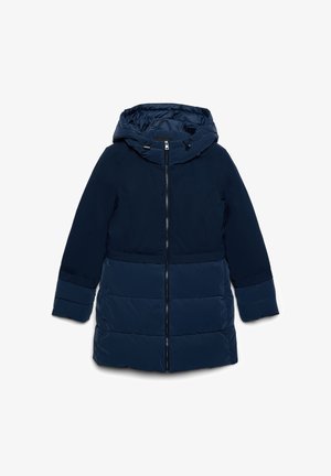 Manteau matelassé bleu marine avec capuche, doté d'une fermeture éclair frontale, de poignets élastiques et d'un design divisé avec une partie supérieure lisse et une partie inférieure matelassée.