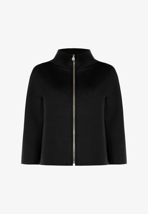 Schwarze Cape-Jacke im Stil mit hohem Kragen, Frontreißverschluss und glatter Textur. Verfügt über ein stromlinienförmiges, minimalistisches Design ohne Verzierungen.