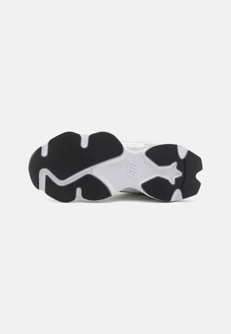 Zwart-wit sneakersool met een gestructureerd oppervlak, voorzien van een onderscheidend loopvlakpatroon en een in de middenzool geperst logo.