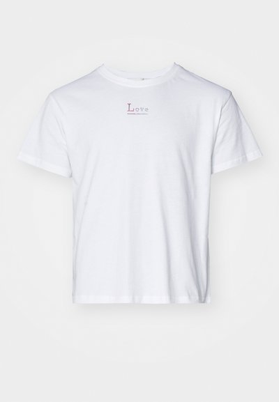 Tricou alb din bumbac cu mâneci scurte. Prezintă un text mic "Love" în fir roz și roșu deasupra zonei pieptului. Croială lejeră.