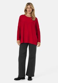 Masai Strickpullover - haute red