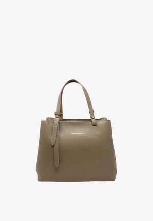 Borsa in pelle testurizzata color taupe con doppi manici superiori e un piccolo logo in oro "CHICCABORSE" al centro anteriore.