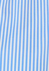 Damart RAYÉE - Camicia - bleu ciel rayé