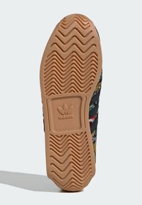 adidas Originals COUNTRY OG LIBERTY LONDON - Sneakers - aurora ink gum off white