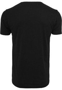Black short-sleeve t-shirt made of smooth cotton fabric. Classic crew neck design with a straight hem and minimal details.