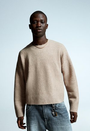 Bershka Jumper - camel