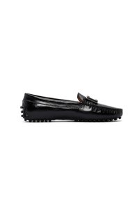 Chaussures bateau en cuir noir avec une finition lisse, ornées de couture décorative et d'un bout arrondi. La semelle est dotée de picots en caoutchouc pour une meilleure adhérence.