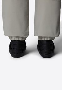 The North Face M THERMOBALL TRACTION BOOTIE - Žieminiai batai - black/white