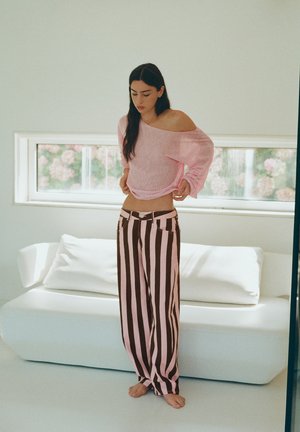 PULL&BEAR, STRIPED BARREL - JEANS - Wide Leg - light pink