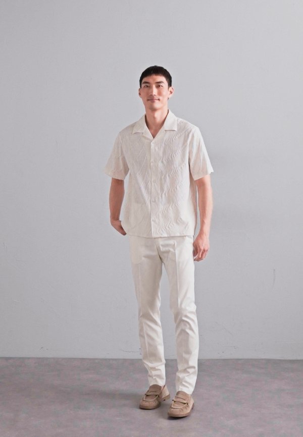 DONSO - Shirt - moonbeam4